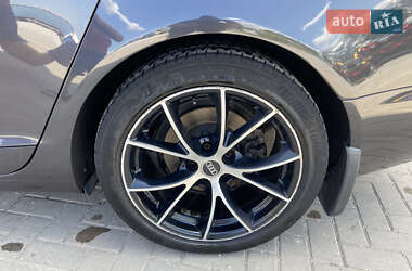 Седан Audi A6 2004 в 