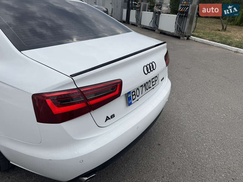 Седан Audi A6 2012 в Покровському