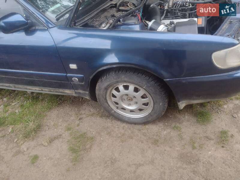 Седан Audi A6 1996 в Болехове