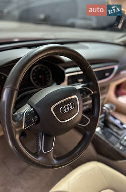 Седан Audi A6 2012 в 