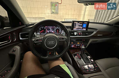 Седан Audi A6 2016 в 