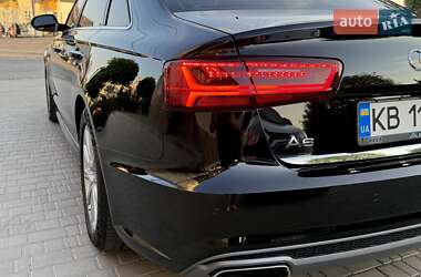 Седан Audi A6 2015 в 