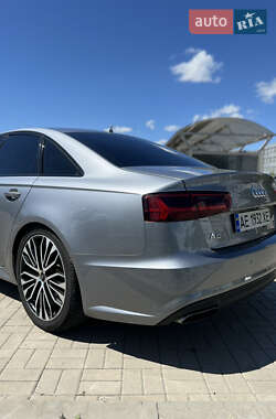 Седан Audi A6 2018 в 