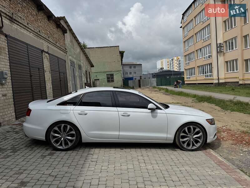 Седан Audi A6 2013 в Золочеве