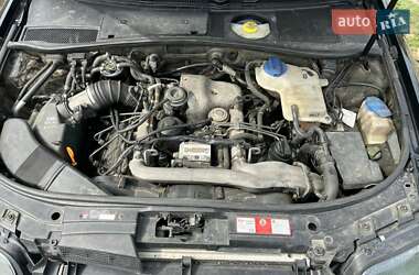 Седан Audi A6 2002 в 