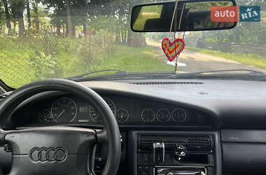 Седан Audi A6 1996 в 