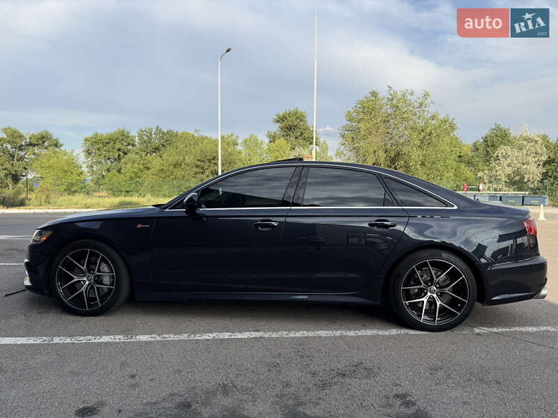 Седан Audi A6 2015 в Дніпрі