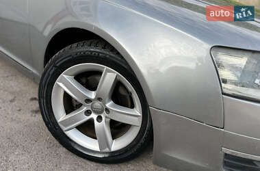 Седан Audi A6 2004 в 