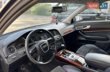 Седан Audi A6 2004 в 