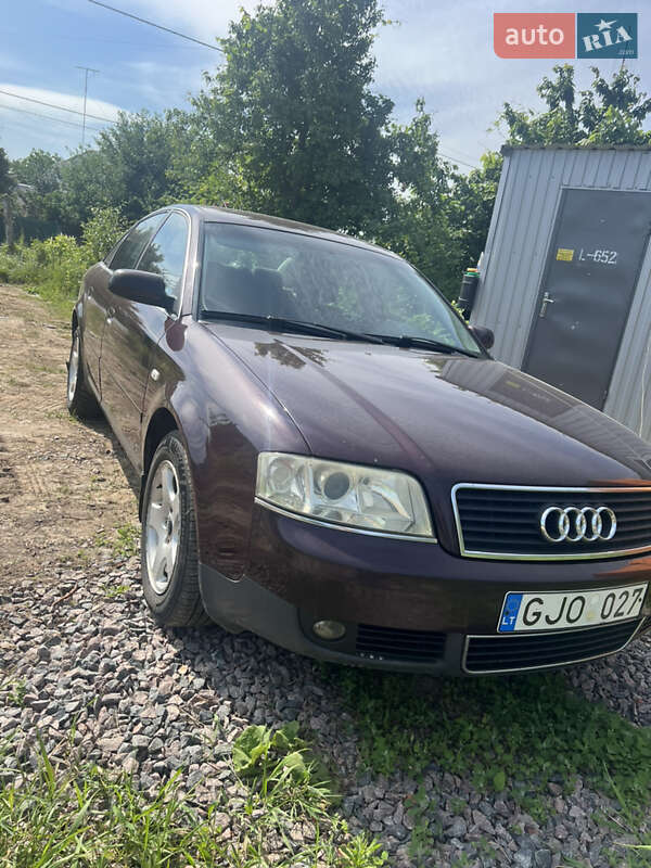 Седан Audi A6 2023 в 