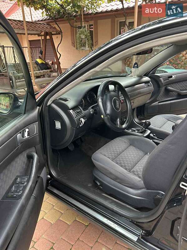 Седан Audi A6 2002 в Ужгороде