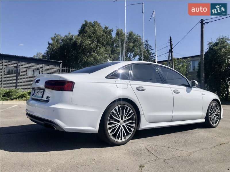 Седан Audi A6 2016 в Стрию