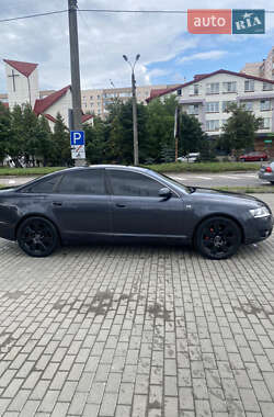 Седан Audi A6 2004 в 