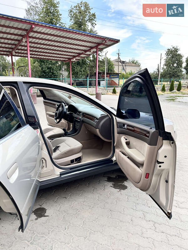 Седан Audi A6 1998 в Тростянці