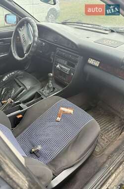 Седан Audi A6 1995 в 
