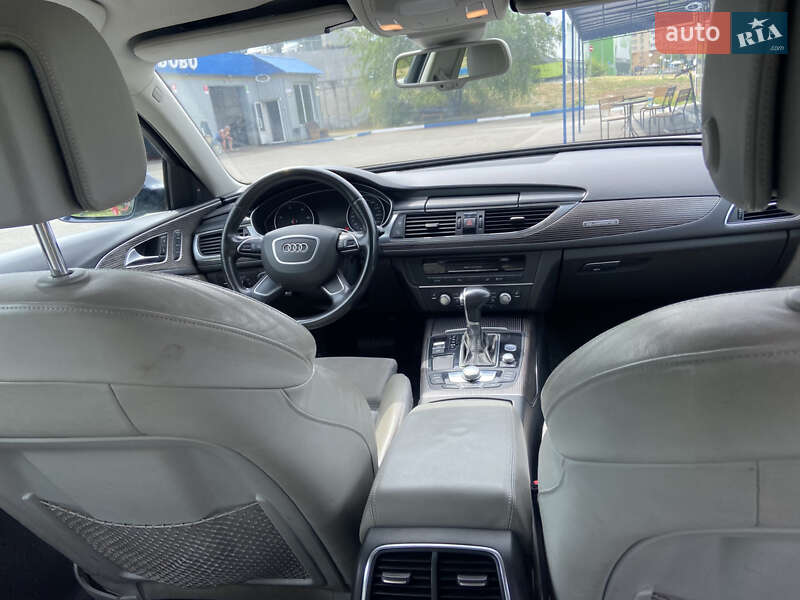 Универсал Audi A6 2014 в Киеве