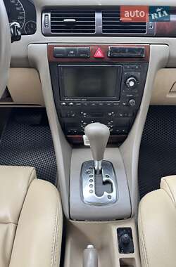 Универсал Audi A6 2004 в 