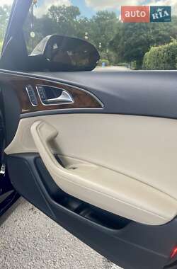 Седан Audi A6 2015 в 