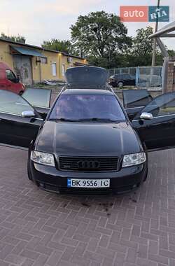 Універсал Audi A6 2001 в 
