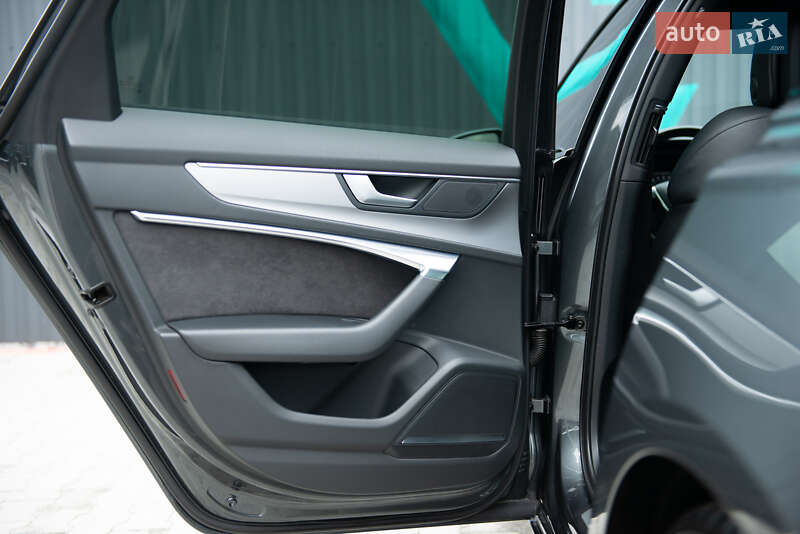 Седан Audi A6 2018 в Мукачево