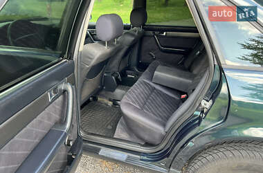 Седан Audi A6 1996 в 