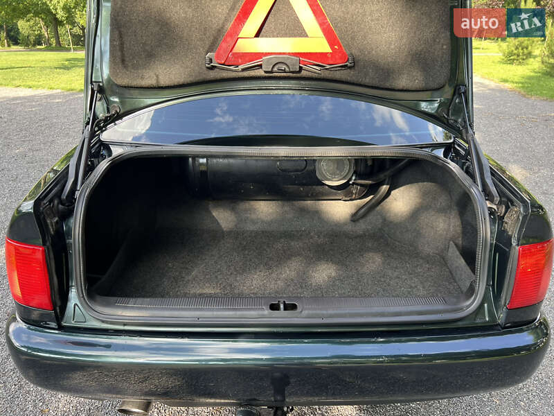 Седан Audi A6 1996 в Хмельницькому