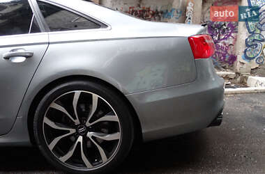 Седан Audi A6 2012 в 