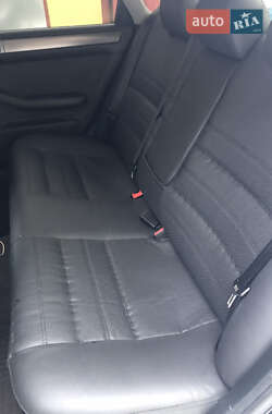 Седан Audi A6 2002 в 