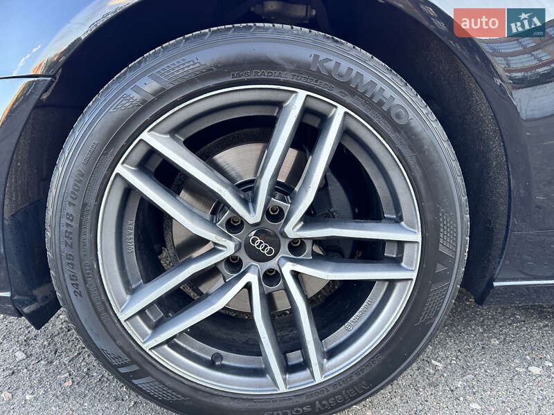 Седан Audi A6 2014 в Киеве