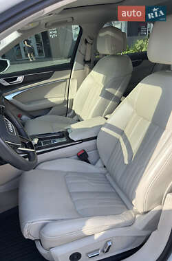 Седан Audi A6 2020 в 