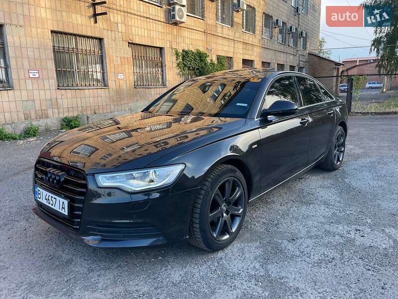 Седан Audi A6 2012 в 