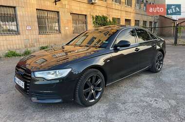 Седан Audi A6 2012 в 