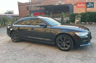 Седан Audi A6 2012 в 