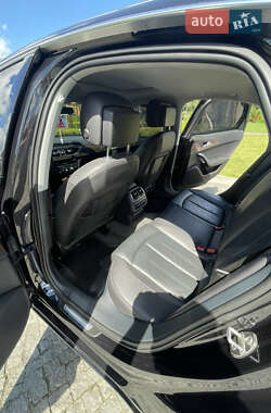 Седан Audi A6 2012 в 