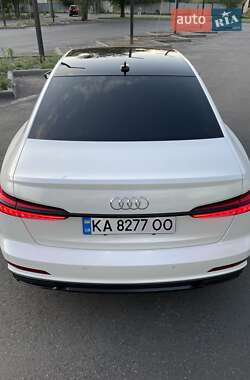 Седан Audi A6 2018 в 