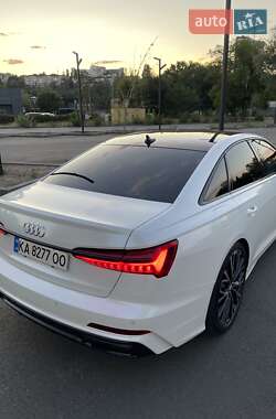 Седан Audi A6 2018 в 