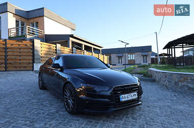 Седан Audi A6 2013 в 