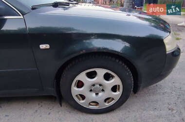 Седан Audi A6 2003 в 