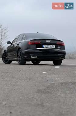 Седан Audi A6 2015 в 