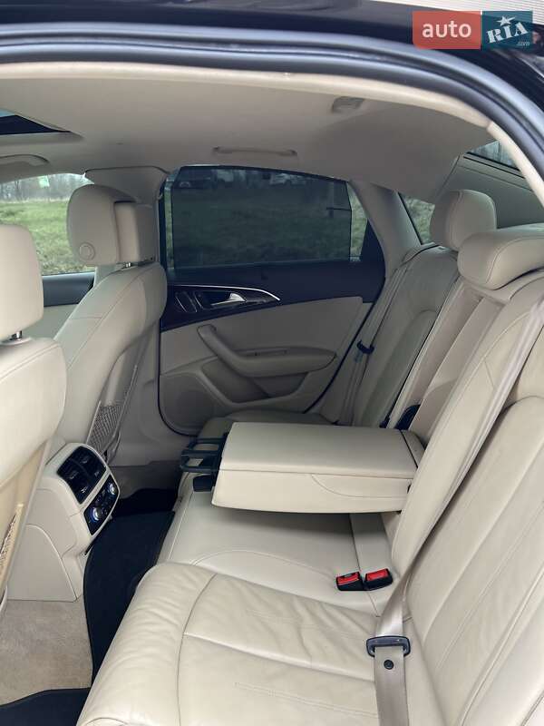 Седан Audi A6 2015 в Дрогобыче