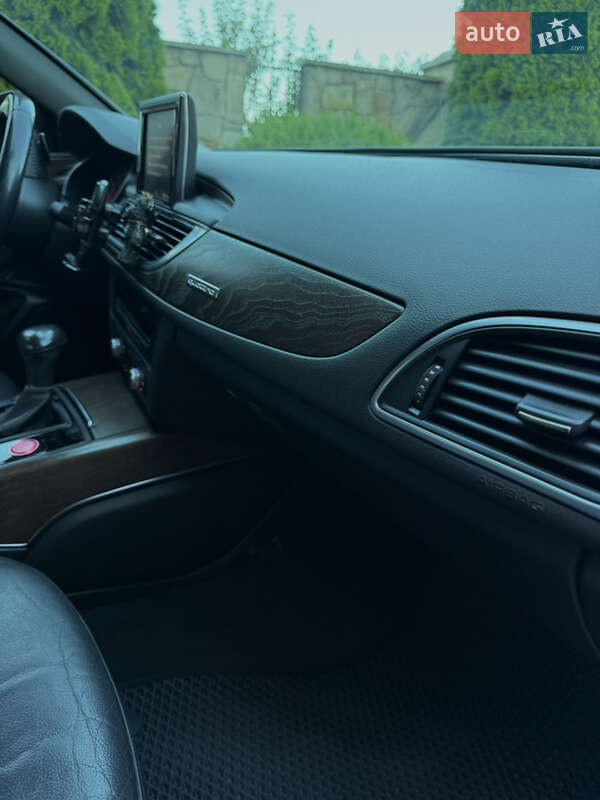 Седан Audi A6 2014 в Сарнах