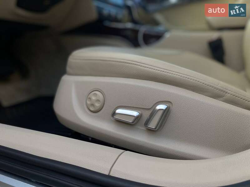 Седан Audi A6 2015 в Киеве