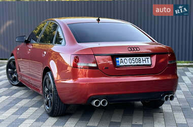 Седан Audi A6 2004 в 