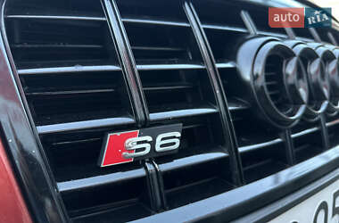 Седан Audi A6 2004 в 