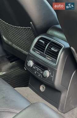 Седан Audi A6 2012 в 