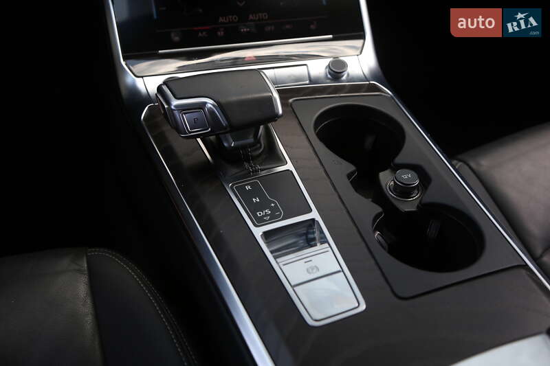 Седан Audi A6 2019 в Киеве