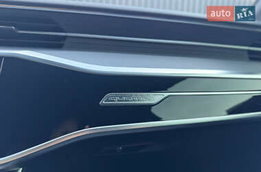 Седан Audi A6 2019 в 