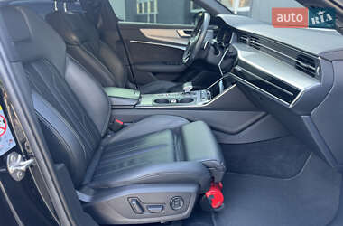 Седан Audi A6 2019 в 