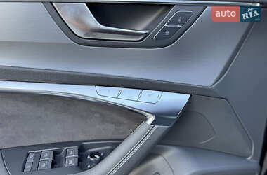Седан Audi A6 2019 в 