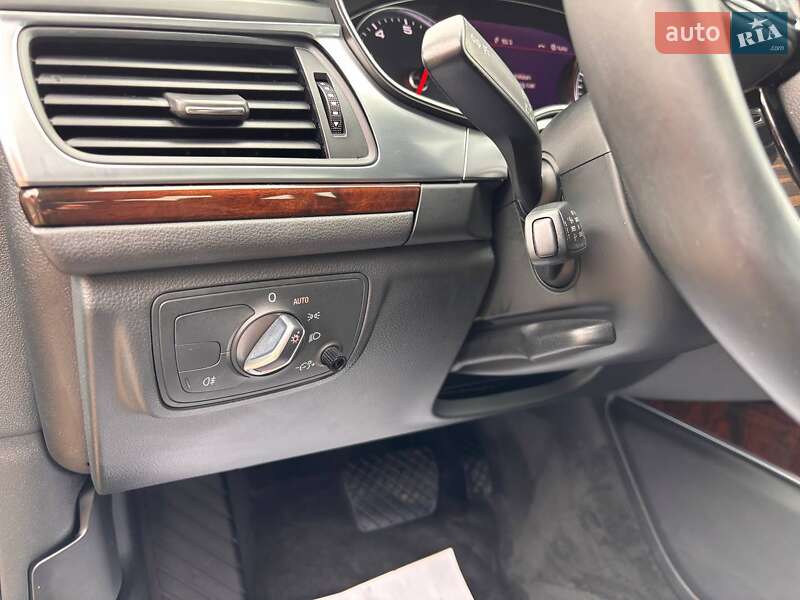 Седан Audi A6 2015 в Львові